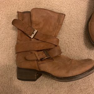 Steve Madden boots